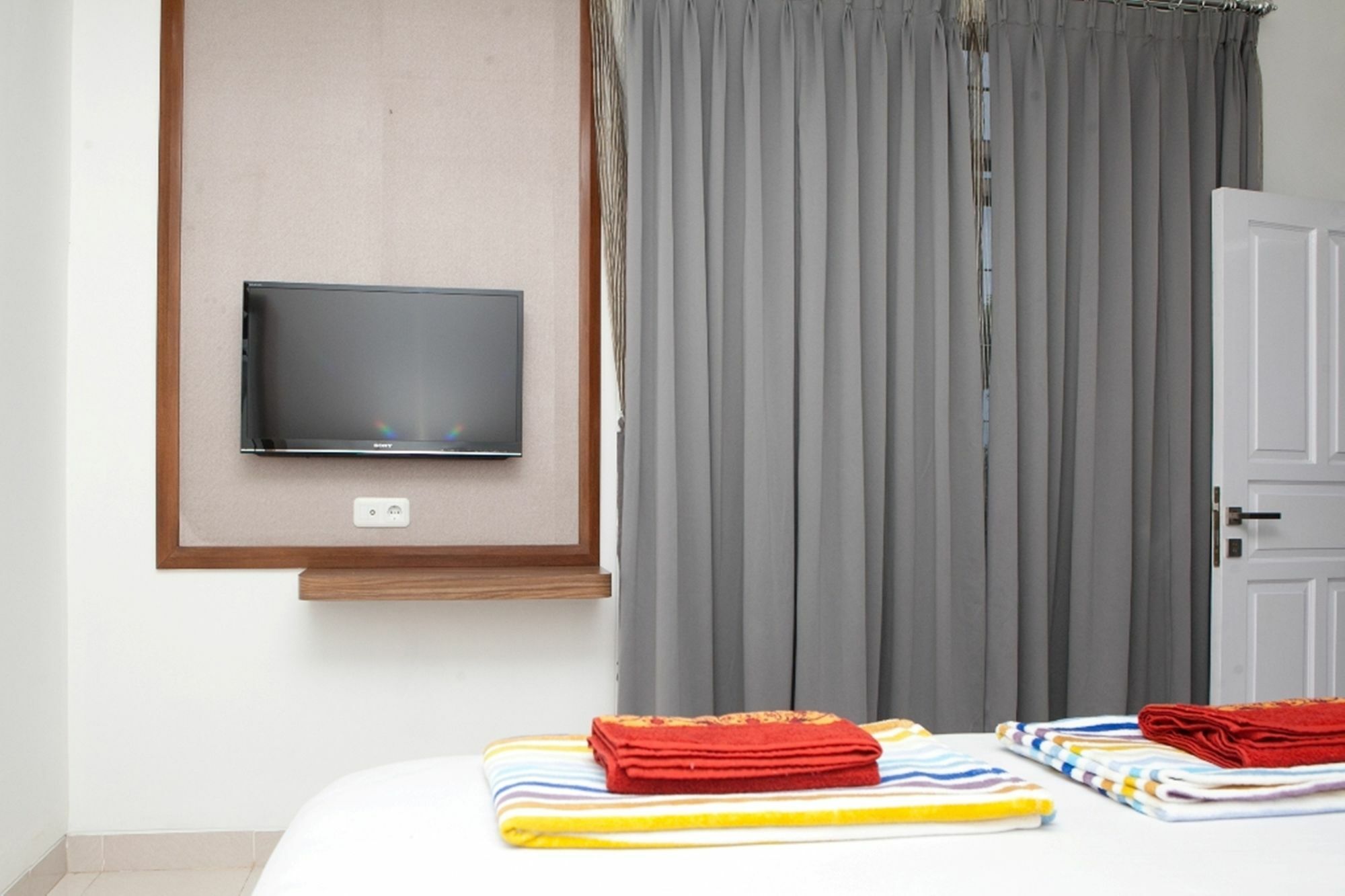 Reddoorz Plus Near Sukajadi 2 Μπαντούνγκ Εξωτερικό φωτογραφία