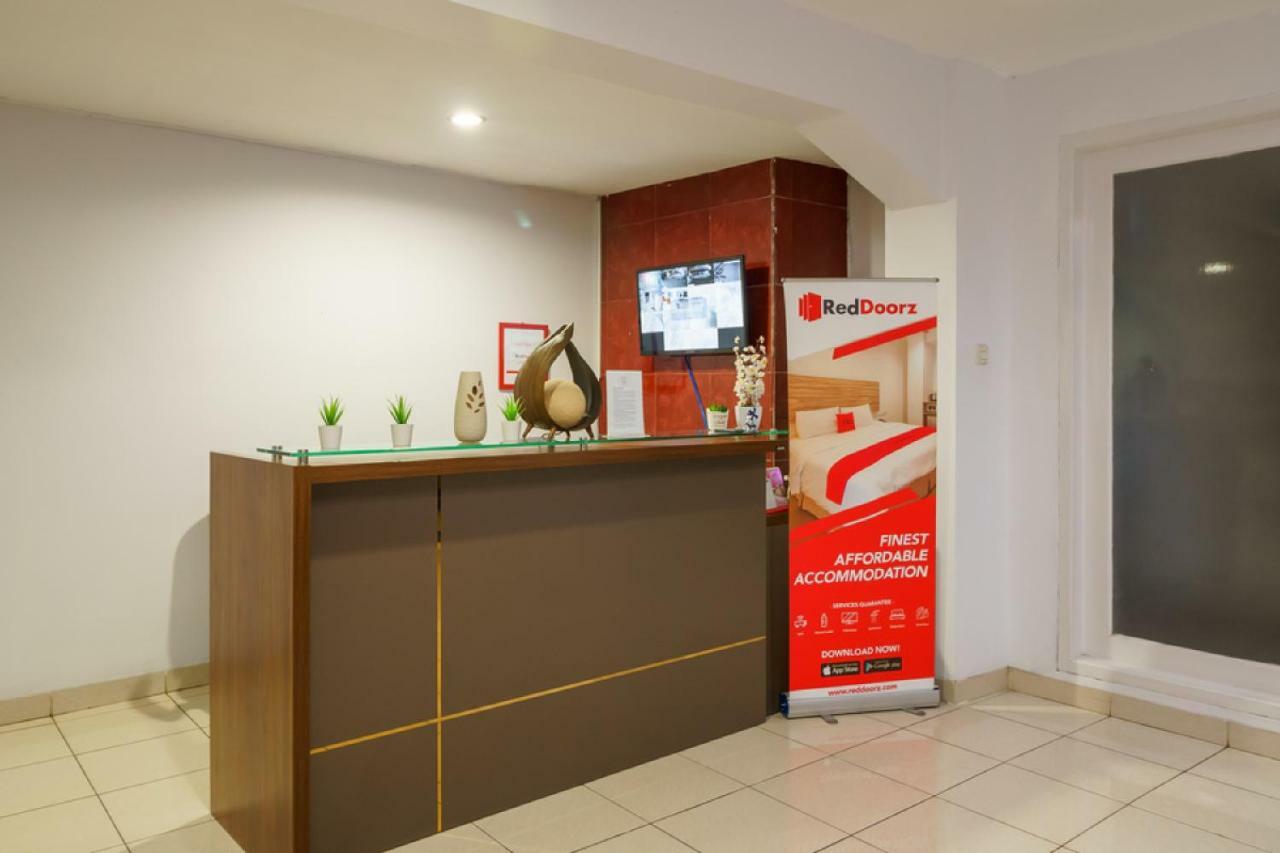 Reddoorz Plus Near Sukajadi 2 Μπαντούνγκ Εξωτερικό φωτογραφία