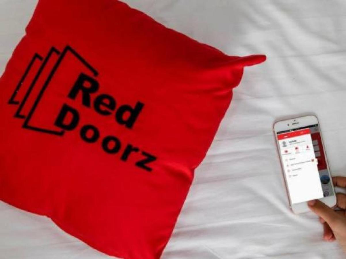 Reddoorz Plus Near Sukajadi 2 Μπαντούνγκ Εξωτερικό φωτογραφία
